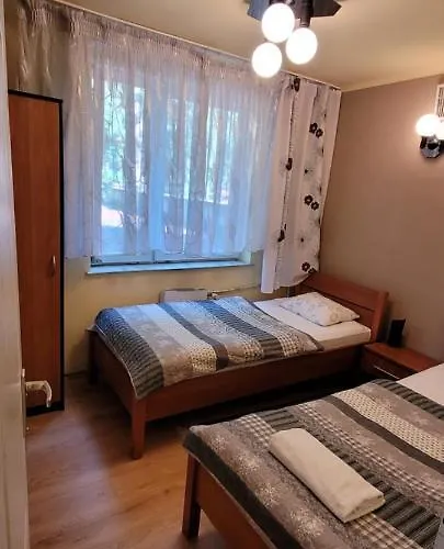 Dworek Goscinne Olsztyn (Silesia)