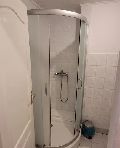 Dworek Goscinne אולשטין